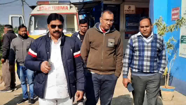 गरीब एवं असहाय मरीजों के लिए चांदन बीडीओ अजेश कुमार व चांदन प्रखंड प्रमुख रवीश कुमार ने ब्लड डोनेट किया: खुशी जाहिर 