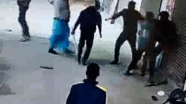 पार्क में कूड़ा डालने को लेकर पड़ोसियों में हुआ विवाद एक पक्ष के पांच घायल