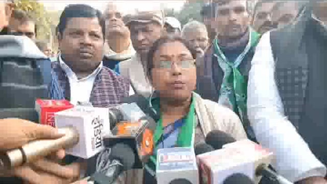 JDU के कार्यकर्ता सम्मेलन में भारी बवाल, पार्टी वर्कर्स के बीच जमकर चले लात-घूंसे; मंच से देखते रह गए मंत्री और विधायक