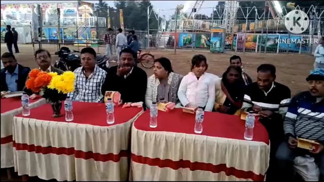 पार्षद एवं कार्यपालक पदाधिकारी ने डिज्नीलैंड मेले का किया उद्घाटन।