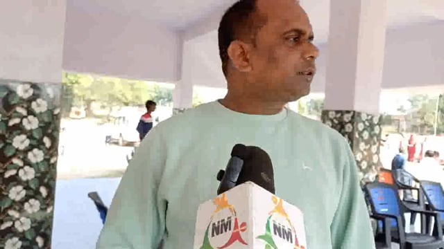 प्रखंड प्रमुख व बीडीओ ने अमजोरा,व नीलकोठी गांव का चौपाल, एवं नव निर्माण पीसीसी सड़क का किया विधिवत फीता काट कर उद्घाटन