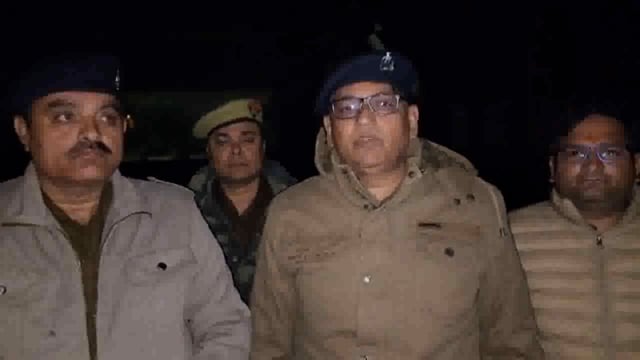 पुलिस का लंगड़ा अभियान जारी राया थाना क्षेत्र में स्वाट टीम व पुलिस की बदमाशों से मुठभेड़ दो बदमाश घायल