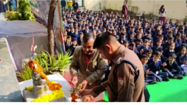 कलियर थाना प्रभारी दिलबर सिंह नेगी ने फीता काटकर किया स्पोर्ट्स डे कार्यक्रम का उद्घाटन!