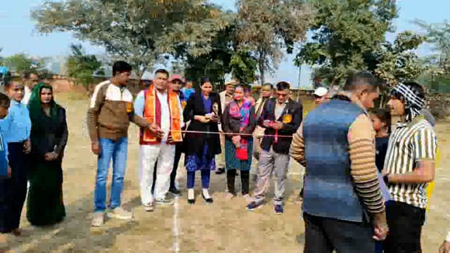 युवा कल्याण एवं प्रादेशिक विकास दल के तत्वाधान में 8 इवेंट्स शाहपुर रोड स्थित बीटीसी कॉलेज ग्राउंड में हुए