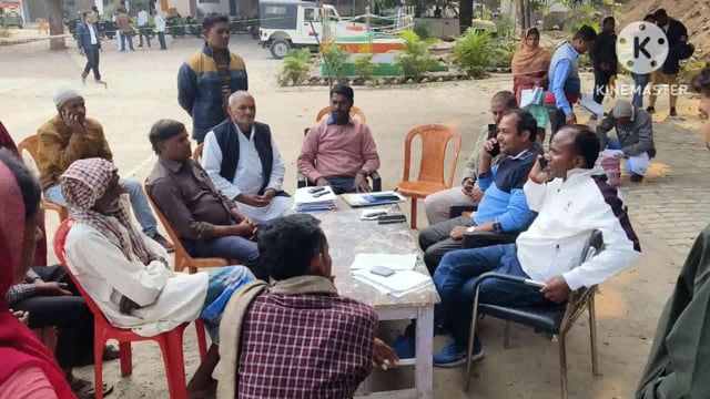 सिरदला प्रखंड के सिरदला व परना डाबर थाना परिसर में जनता दरबार आयोजित का तीन मामलों का किया गया निपटारा