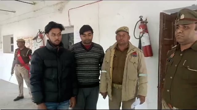 मथुरा पुलिस ने तस्करी को ले जाए जा रहे गांजे सहित दो लोगों को किया गिरफ्तार भेजा जैल