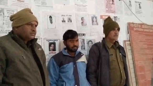 वृंदावन पुलिस ट्रैक्टर से कुचलने के प्रयास करने वाली आरोपी को हिरासत में लिया