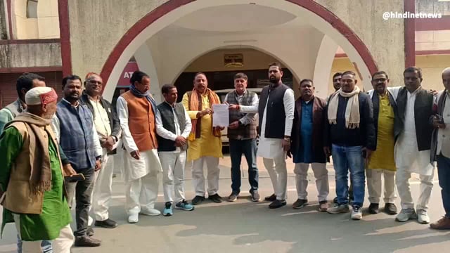 ग्राम प्रधान संगठन ने ब्लाक अधिकारियों पर लगायें गम्भीर आरोप, जिलाधिकारी को दिया ज्ञापन 