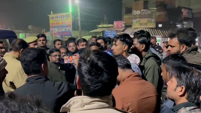 अंबेडकरनगर
अकबरपुर मेहरोत्रा पेट्रोल पंप के सामने गोली चलने की सूचना *सूत्र*
मारपीट की पुष्टि,गोली चलने की सूचना की पुलिस कर रही जांच,अभी तक कोई सुराग नहीं लगा ✍️