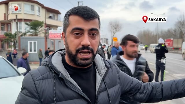 10 Yaşındaki Çocuğun Hayatını Kaybettiği Kaza Sonrası Mahalleli Karayolunu Kapattı