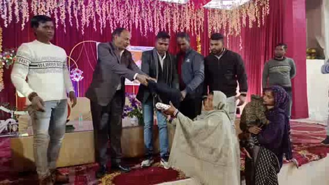 लक्सर हिंदू मजदूर किसान समिति ने वितरित किए जरूरत मंद लोगों को कम्बल!