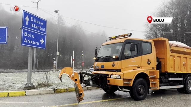 Bolu Dağı Geçişinde Kar Yağışı Başladı