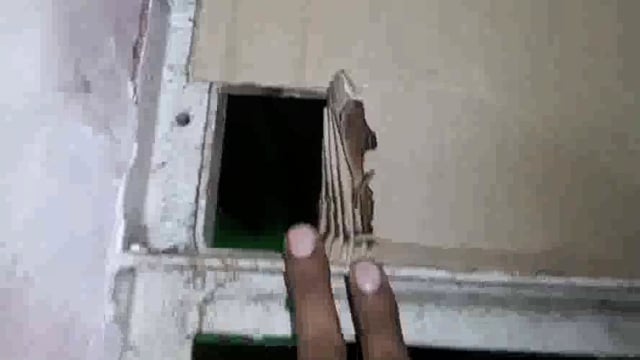 बीती रात रिमझिम बारिश में मकानों पर आकाशीय बिजली गिरी लाखों रुपए का हुआ नुकसान