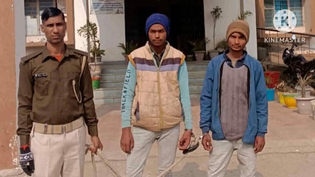 पुलिस ने 200 लीटर महुआ शराब के साथ दो बाइक सवार युवक को किया गिरफ्तार भेजा न्यायालय