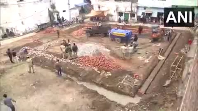 धर्म नगरी सम्भल में अवैध जामा मस्जिद के सामने “सत्यव्रत” पुलिस चौकी का निर्माण शुरू..me