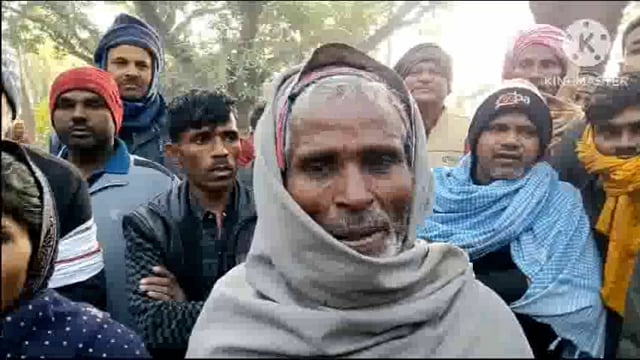 नंदलाल पट्टी में पेड़ से लटका मिला युवक का शव।परिजनों ने आत्महत्या की आशंका जताई।