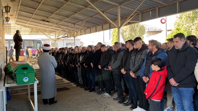  Kocası tarafından öldürülen Simge son yolculuğuna uğurlandı