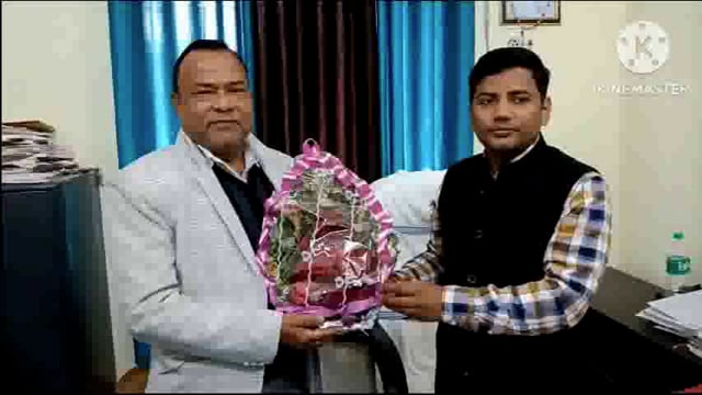 प्रखंड मुख्यालय में सेवानिवृत्त पदाधिकारी एवं थाना में होमगार्ड के जवानों को दी गई विदाई।