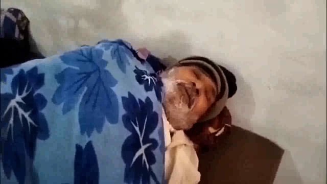 दिनदहाड़े दुकानदार में मारी गोली घटना हुई सीसीटीवी में कैद