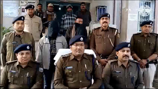 देसी पिस्तौल सहित 20 जिंदा कारतूस के साथ मैंनमा हत्याकांड का अभियुक्त गिरफ्तार।