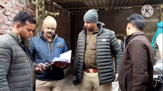 आगरा शहर की पांच लोगों की हत्या के मामले लखनऊ के होटल में पहुंचे पुलिस प्रशासन