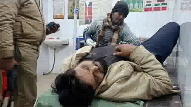 थाना हथिगवां थाना क्षेत्र का मामला पुलिस और बदमाश के बीच हुई मुठभेड़ बदमाश हिमांशु यादव के पैर में लगी गोली एक साथी हुआ