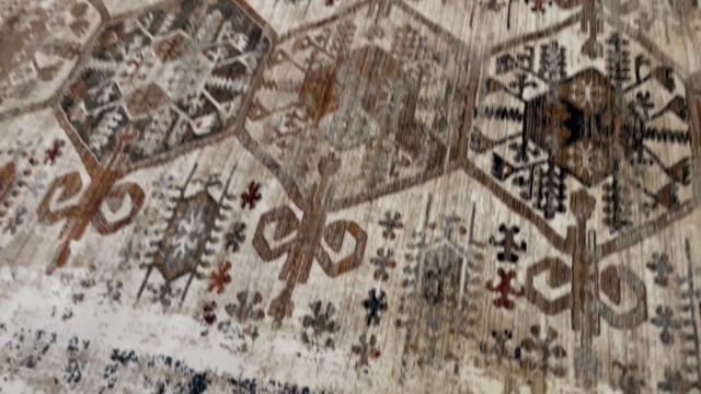 Vimeo video preview for Southwest Sands Rug Collection - 1044719667