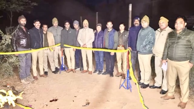 थाना हाईवे पुलिस की शातिर चोर से हुई मुठभेड़ गोली लगने से हुआ घायल