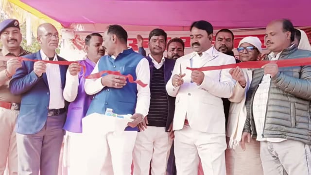 दो दिवसीय झरना मेला का विधायक ने मेला समिति के सदस्यों की उपस्थिति में संयुक्त रूप से फीता काटकर किया उद्घाटन