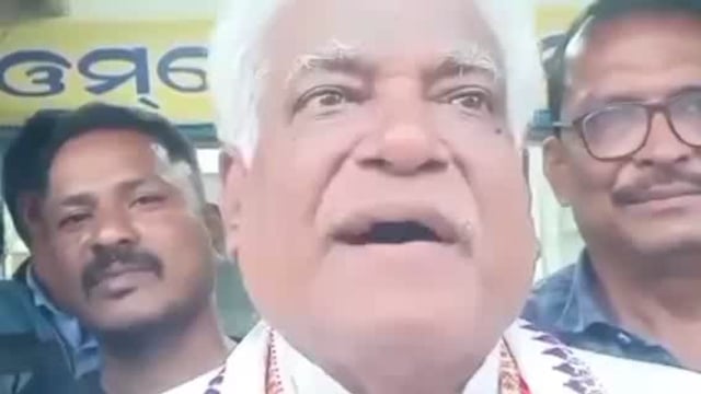 ଗଁଦିଆ ବ୍ଲକର କରମୁଳ ପଞ୍ଚାୟତ ର ଗଣେଶଖୋଲା ରେ ମକର ସଂକ୍ରାନ୍ତି ରେ ଯୋଗଦାନ କଲେ ବିଜେପି ସାଂସଦ ରୁଦ୍ରନାରାୟଣ ପାଣି @gandiakhabar 