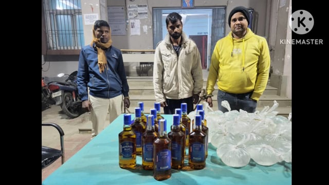 भदरिया गांव से देशी एवं विदेशी शराब के साथ दो तस्कर गिरफ्तार।