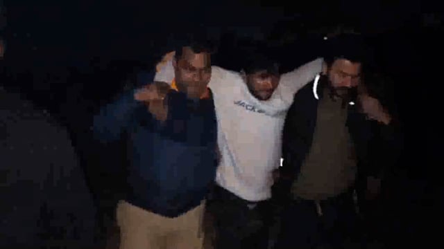 थाना जमुना पार और स्वाट टीम के साथ दो इनामियां गैंगस्टरों की हुई मुठभेड़ दोनों घायल अस्पताल में कराये भर्ती