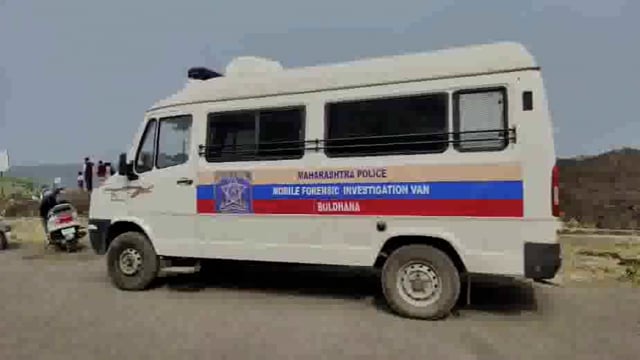 बुलढाण्यातील म्हाडा कॉलनी जवळील दरीत आढळून आला सांगडा,फॉरेन्सिक टीमने डीएनए साठी घेतले नमुने