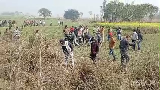 पुल के नीचे गड्ढे में मिली युवक की लाश तीन दिनों से गायब था युवक, युवक की पहचान बिरमापुर निवासी शकील के रूप में हुई