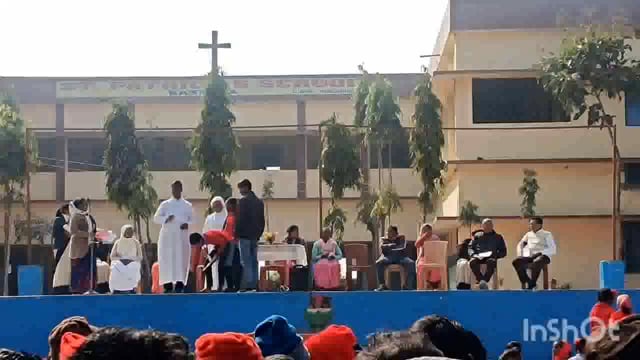 संत पैट्रिक मध्य विद्यालय बसमाता में  दूसरी वार्षिक परीक्षा का परिणाम का किया गया वितरण, अनेकों छात्र एवम छात्राओं ने मारी बाजी