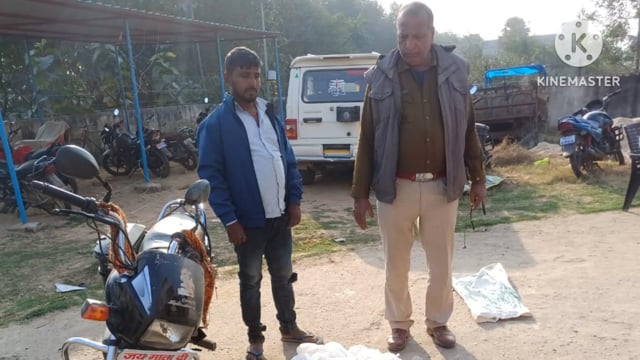 पुलिस ने मढ़ी के जंगल से महुआ शराब के साथ एक बाइक सवार को किया गिरफ्तार