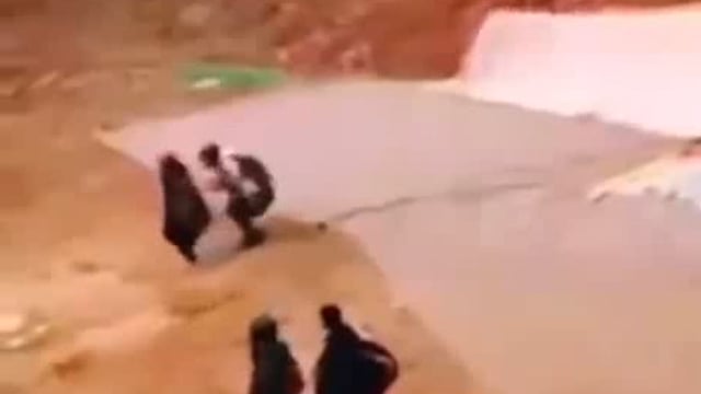 हिमाचल प्रदेश के धर्मशाला में पैराग्लाइडिंग साइट पर हुआ एक दर्दनाक हादसा-

इस हादसे में 19 वर्षीय युवती की मौत हो गई