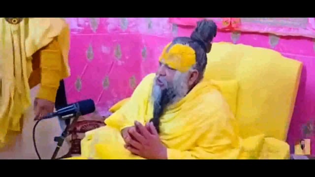 संभल के डीएम से क्या बोले प्रेमानंद महाराज...