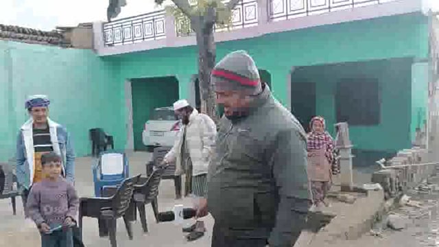 लामग्रंट! सड़क हुई गड्ढों में तब्दील! हो सकता हैं बड़ा हादसा! 