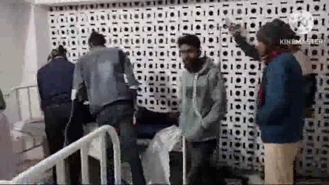 झूला झूलने के क्रम में साड़ी से गले में फंदा कसने से एक 12 वर्षीय किशोर की हुई मौत। परिजनों का रो-रोकर हुआ बुरा हाल।