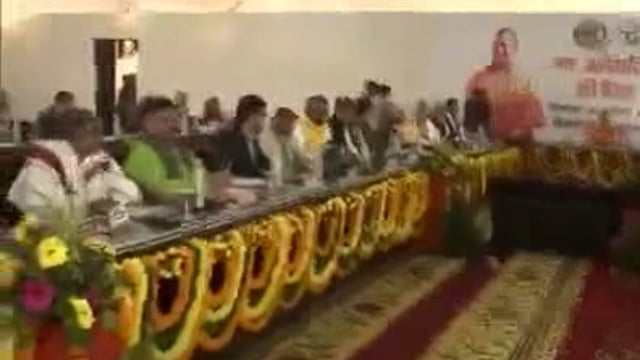 सीएम योगी आदित्यनाथ मंत्री परिषद की बैठक में पहुंचे

महाकुंभ में सीएम योगी की कैबिनेट की बैठक शुरू

सीएम योगी की अध्यक्षता में मंत्री परिषद की बैठक