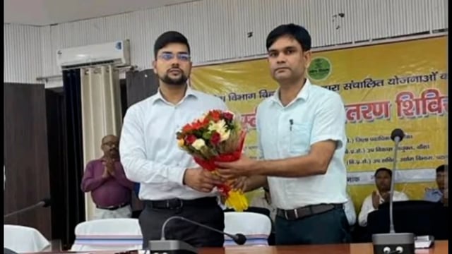BANKA: जिला पदाधिकारी बाँका अंशुल कुमार एक प्रेरणादायक नेतृत्व का परिचायक।