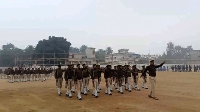 BANKA: डीएम  एसपी के द्वारा किया गया पूर्वाभ्यास,गणतंत्र दिवस की तैयारी अंतिम चरण में, आर एम के मैदान में कड़ी सुरक्षा।