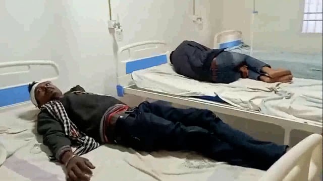 बाइक एवं ऑटो की जोरदार टक्कर में तीन जख्मी प्राथमिक उपचार के बाद किया गया रेफर 