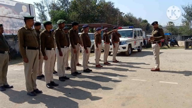 राष्ट्रीय मतदाता दिवस के अवसर पर पुलिस अधिकारियों और कर्मियों को दिलाई गई शपथ