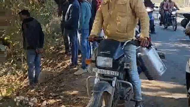 झांसीः अनियंत्रित होकर पलटी ऑटो, एक कि मैके पर मौत, पुलिस, सीपरी बाजार थानाक्षेत्र का मामला।