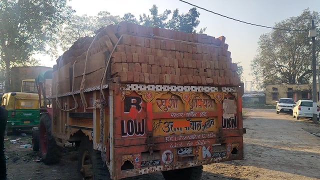 ओवरलोडिंग पर कार्रवाई 