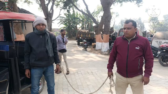 347000 गबन मामले में खगड़िया से डाककर्मी को गिरफ्तार कर लाया गया अमरपुर।