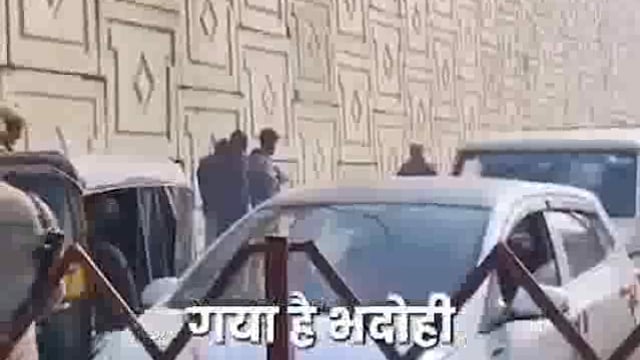 आप देख रहे हैं एन एम न्यूज़ शाहजहाँपुर इस समय आपको दिखा रहे हैं प्रयागराज महाकुंभ के मेले की खबर...mee