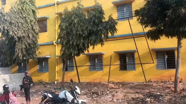 इंटर के पहले दिन प्रखंड के दोनों केंद्र पर परीक्षा शांतिपूर्वक संपन्न,फुल्लीडुमर परीक्षा केंद्र पर 3छात्र रहे अनुपस्थित 